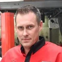 richard gregson professional car mechanic and founder of obdforcar.com